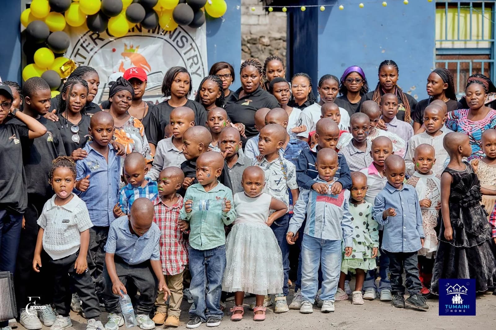 Un foyer. Une famille. Un avenir.
